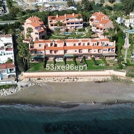 Pool Garden Seaview Kingbed Acbeach Freep Apartment *