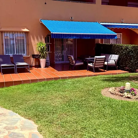 Coastal Apartment-Sleeps 5 Pool Garden Acon Freep * إِستيبونا